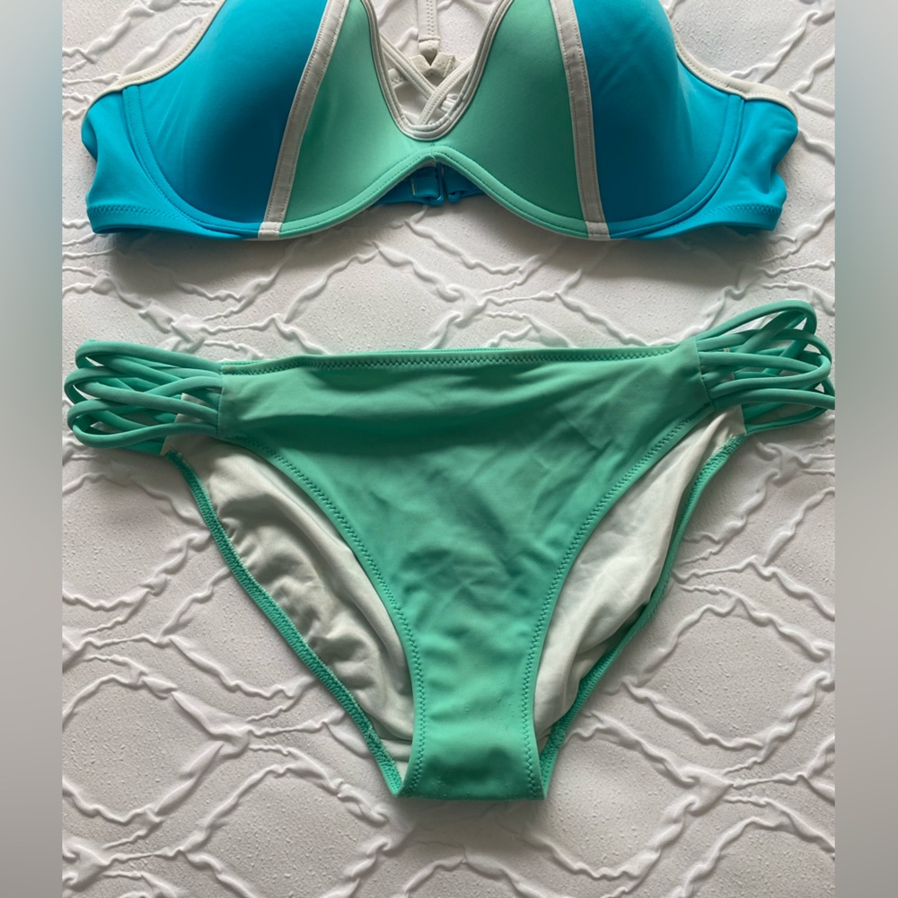Victoria’s Secret PINK - Strappy Front T-Back Colorblock Bikini Top & Bottom - Picture 7 of 13